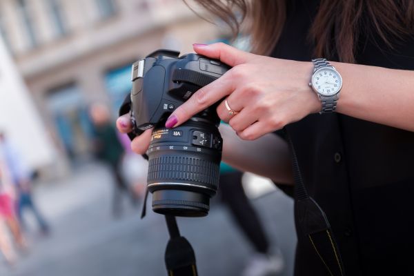 Photographe corporate à Lyon : votre allié pour des images marquantes